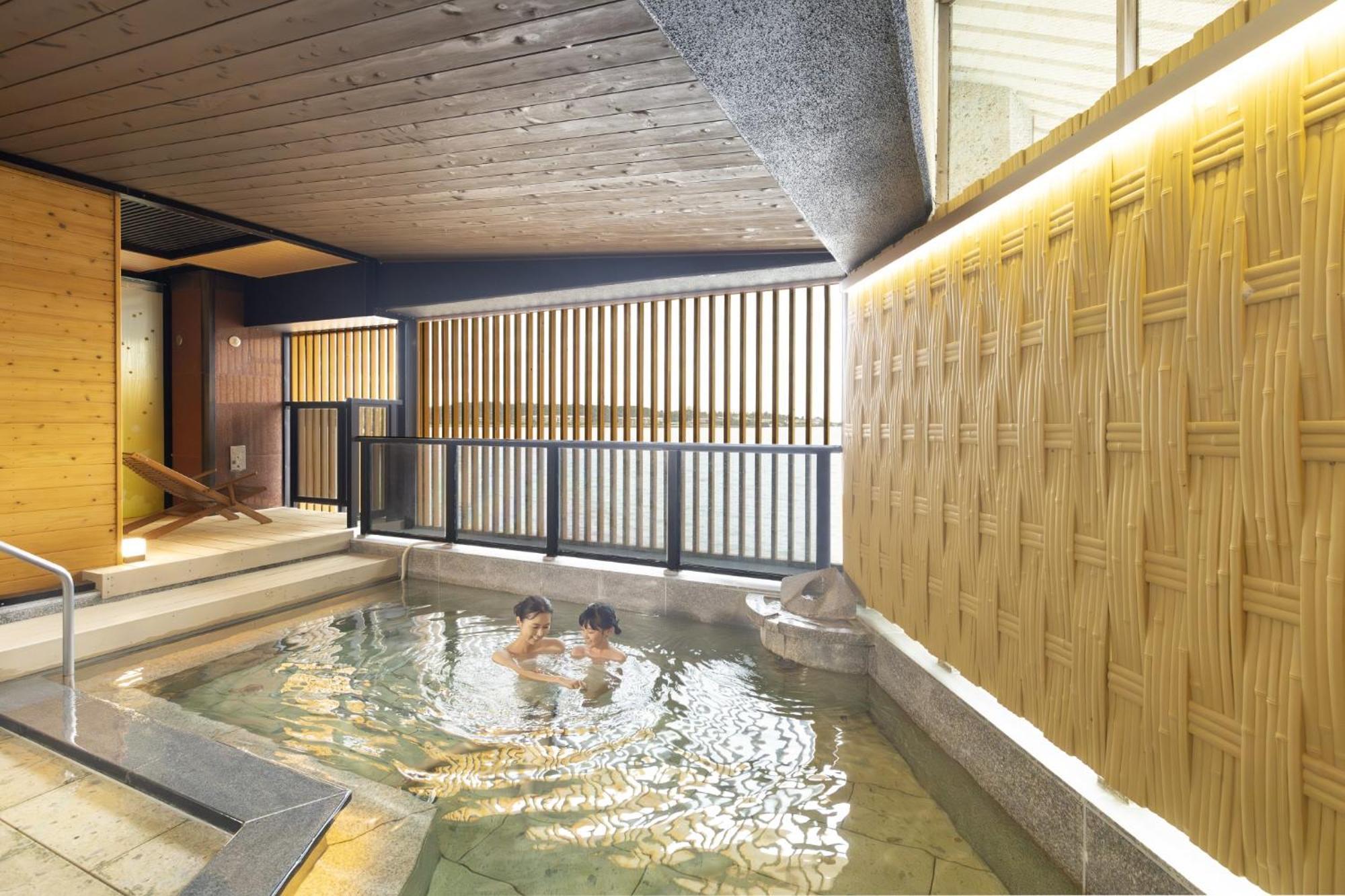 Ooedo Onsen Monogatari Premium Kaga Maruya Hotel Exterior photo