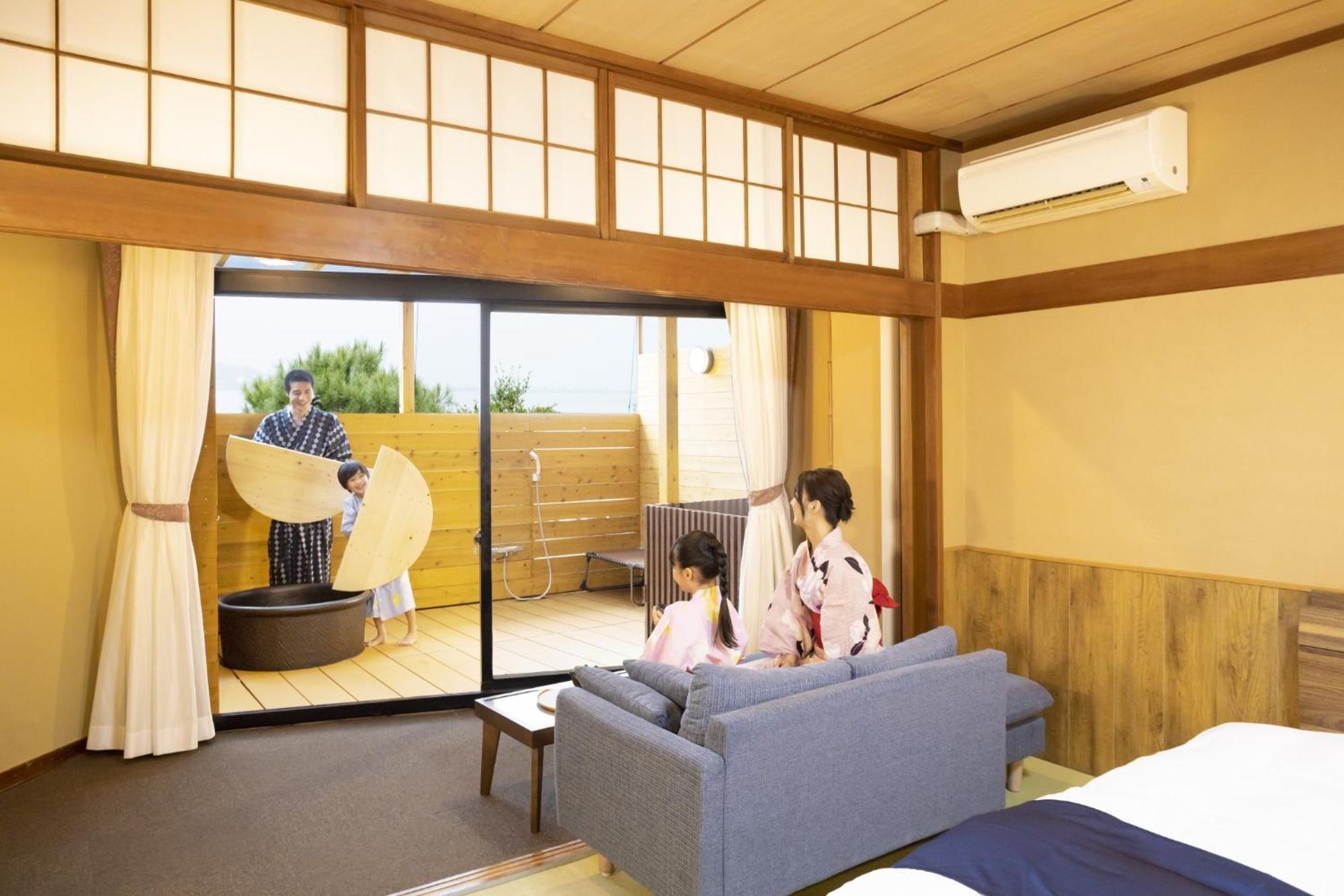 Ooedo Onsen Monogatari Premium Kaga Maruya Hotel Exterior photo